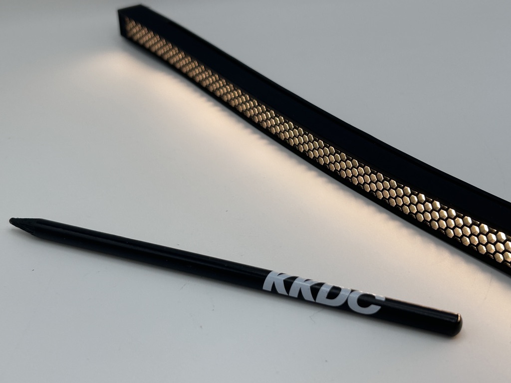 Onda-NS182 — lit profile with glow